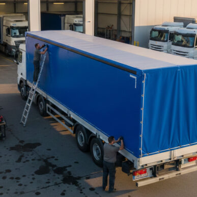 Création et réparation de bâche de Camion